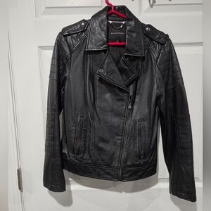 Banana Republic Leather Jacket. Slight asymmetric front zipper. Size M,